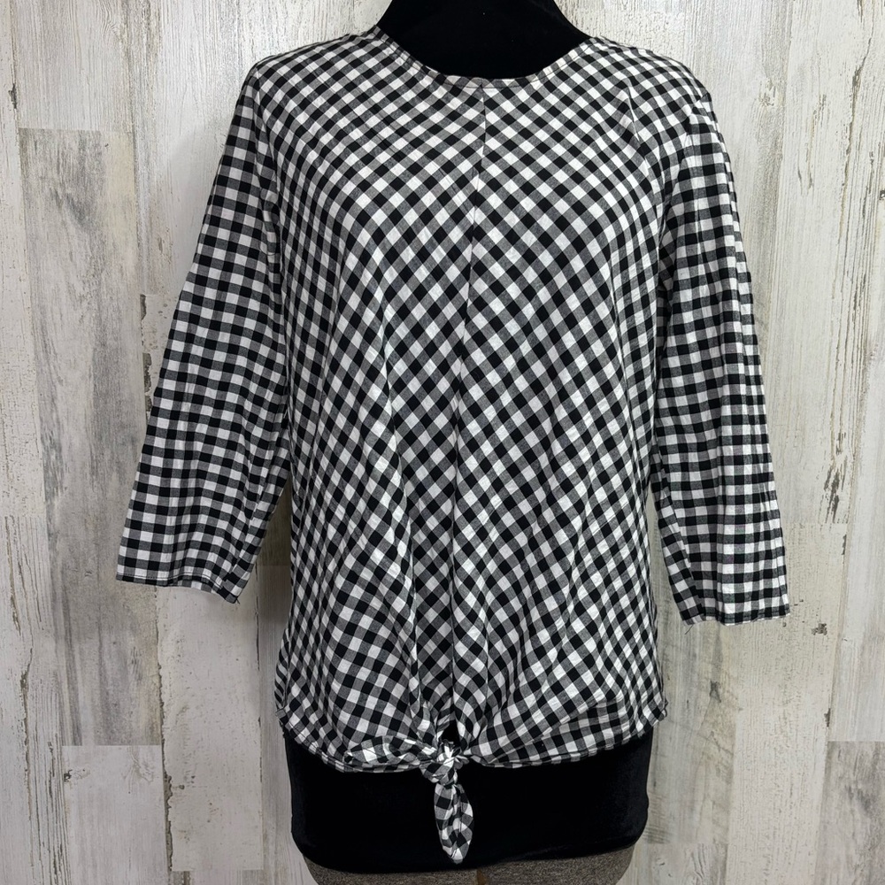 Velvet Heart‎ Black and White Checkered Gingham Tie Front Top